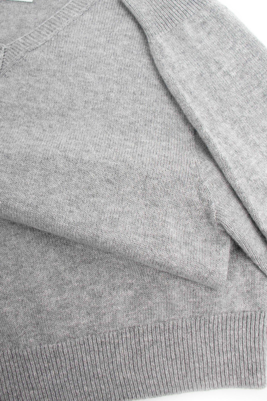#colour_light-grey