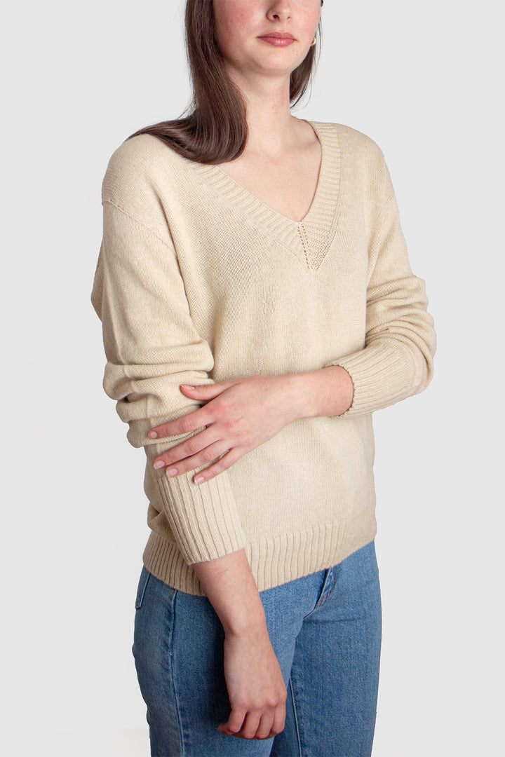 Womens Cirrus Seamless V Neck Jumper