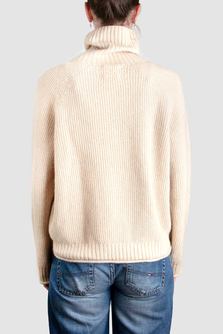 #color_cream